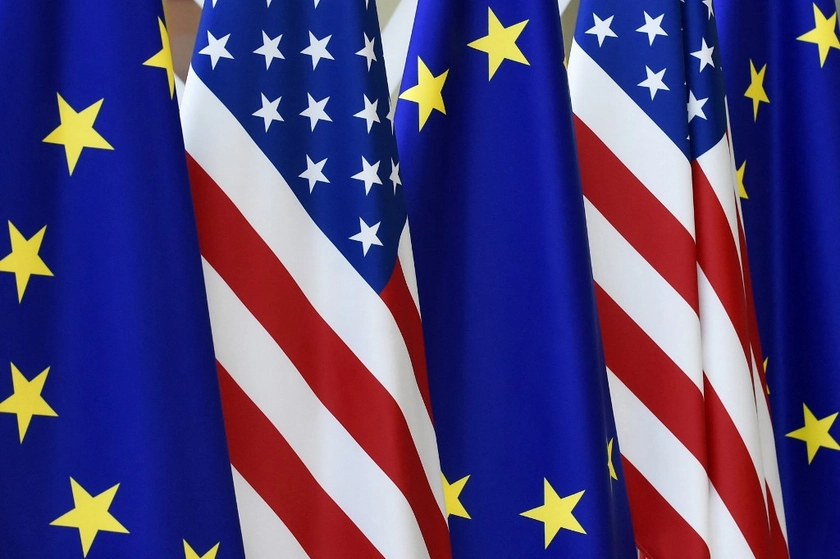 Європарламент заморозив ратифікацію торгової угоди зі США через тарифи Трампа