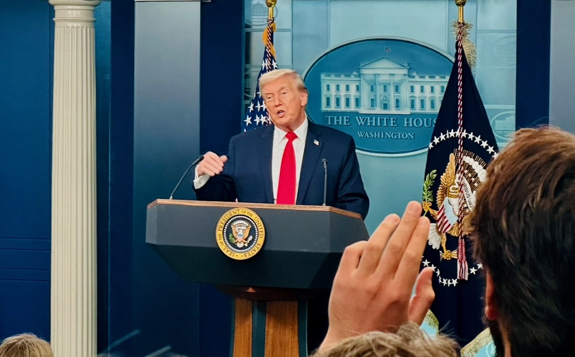 Trump Teases, Allies Bristle: Inside White House Briefing That Put Greenland, NATO on Edge
