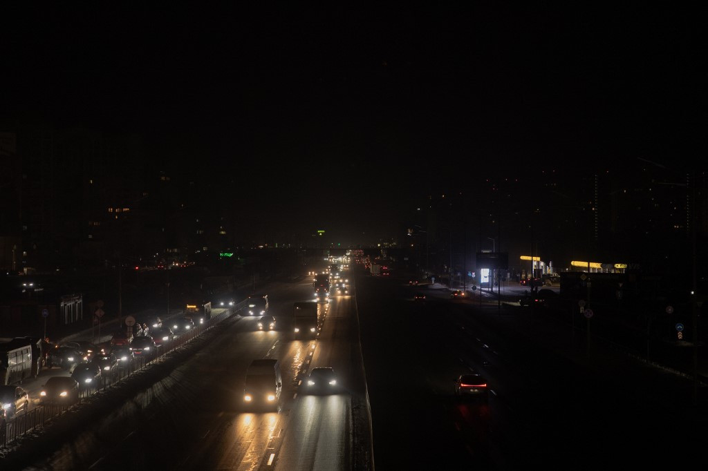 More Than 1 Million in Kyiv Without Power After Russian Strikes, Zelensky Says