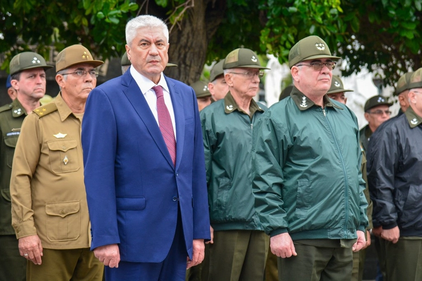 Російський міністр відвідав Кубу, на яку тисне Трамп