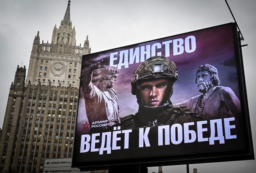 Російські військкоми застосовують погрози, насильство й тортури, щоб залучати нових «добровольців»