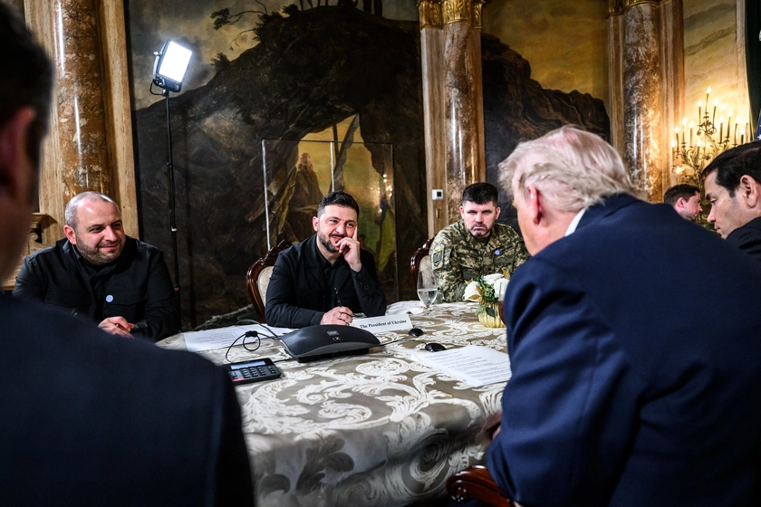 Zelensky Dashes to Davos for High-Stakes Trump Huddle