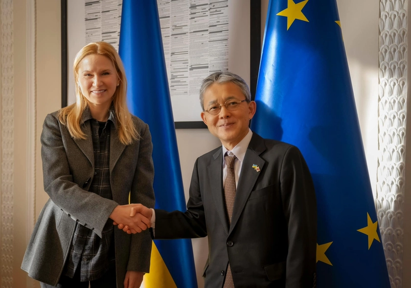 Japan Pledges $6 bln in Support for Ukraine