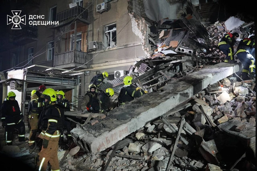 Russian Attacks ‘Colossally’ Damage Odesa Power Grid, Killing 3 and Injuring Dozens