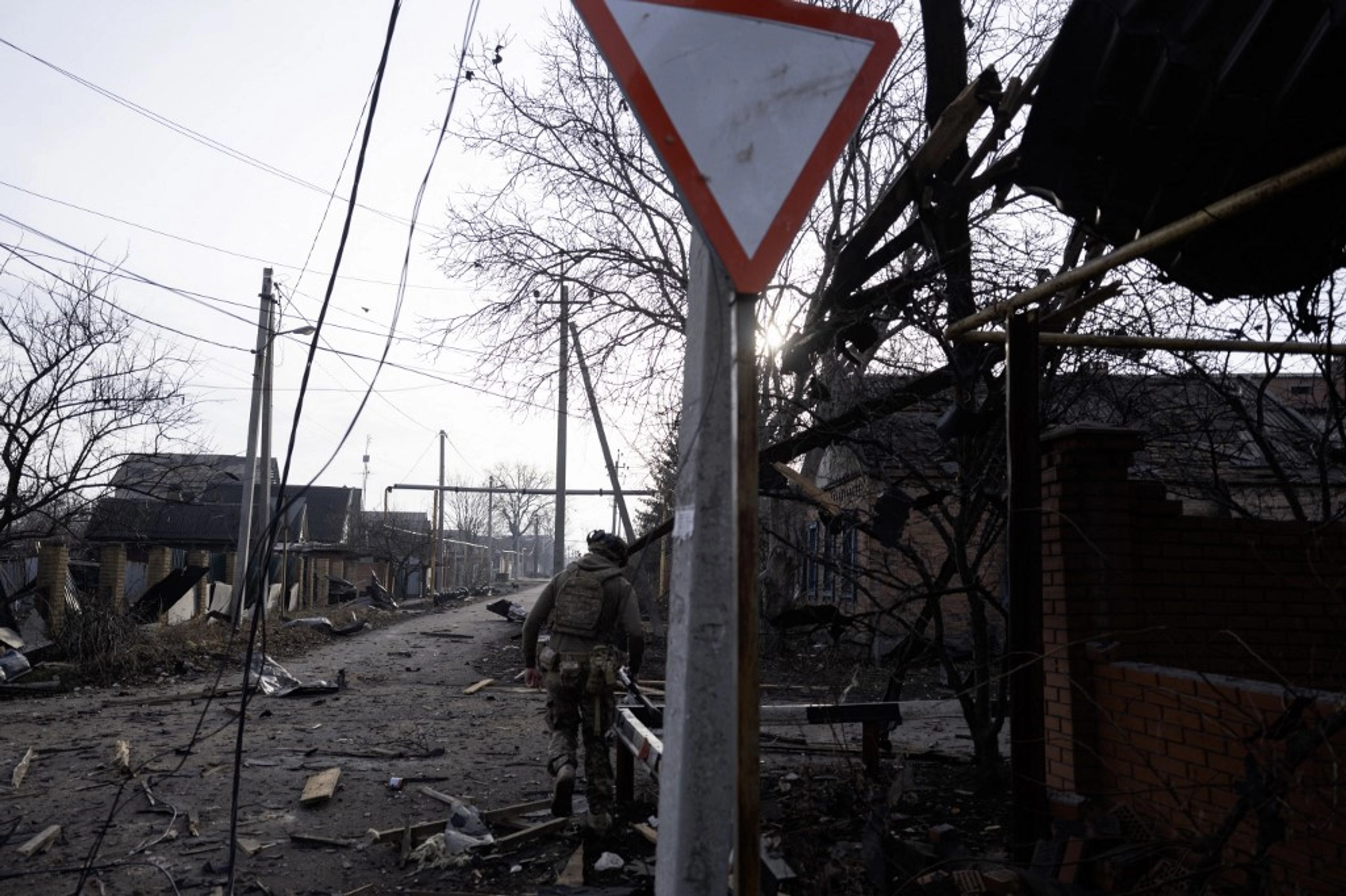 Fog-Covered Russian Assaults Collapse Near Pokrovsk, Nearly 100 Troops Killed