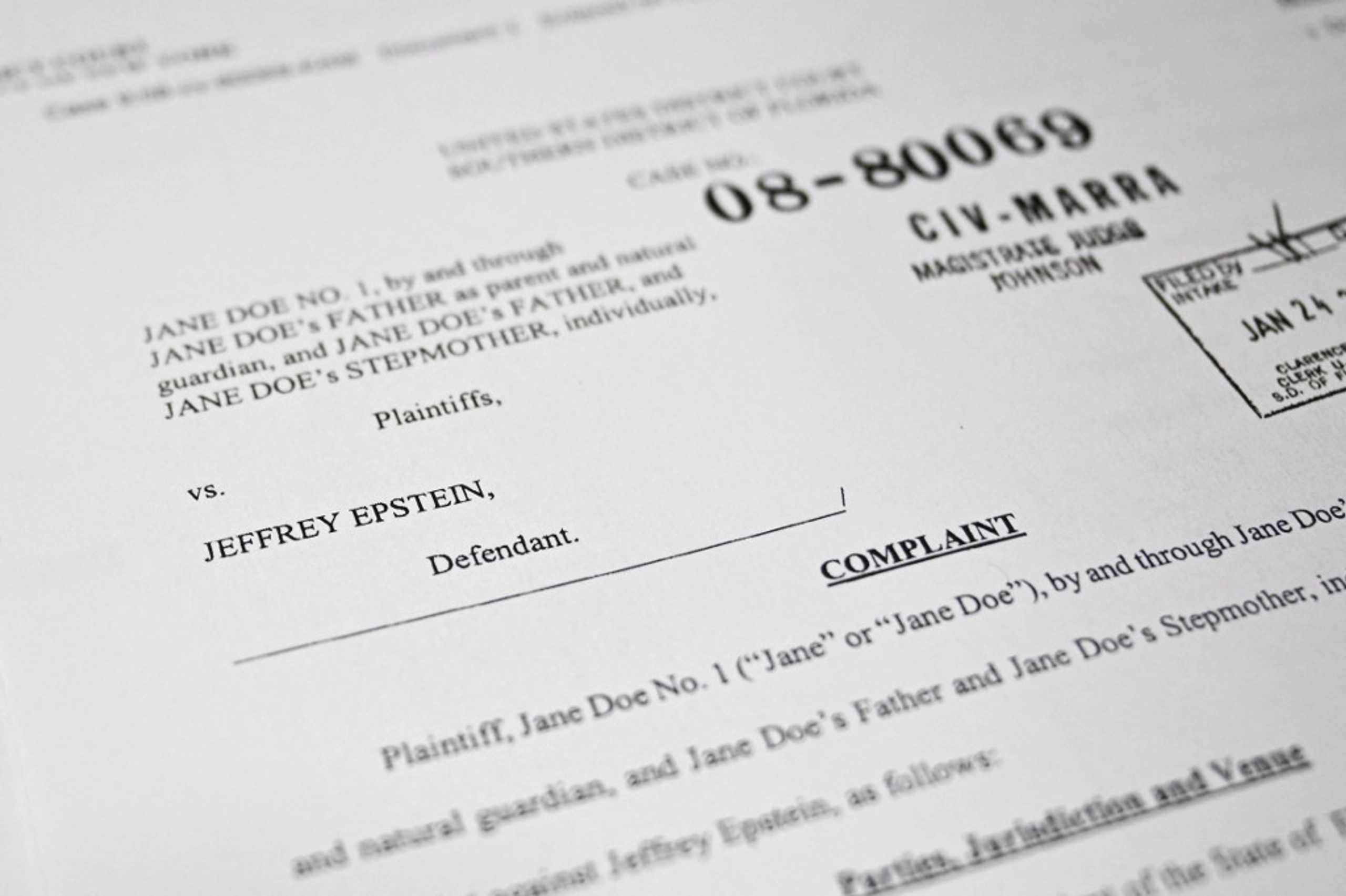 Pro-Kremlin Accounts Using Epstein Files to Push Conspiracy