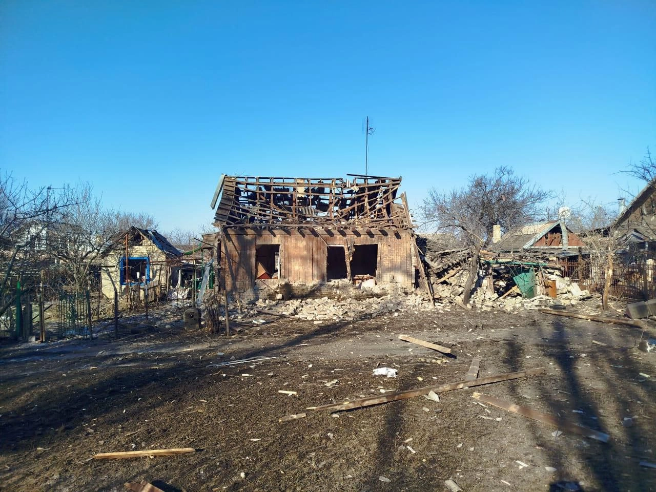Russia Hits Druzhkivka Market With Cluster Munitions, Kills 7 During Abu Dhabi Peace Talks