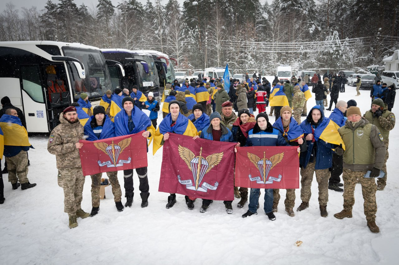 Ukraine Returns 157 Soldiers, Civilians in First POW Exchange of 2026