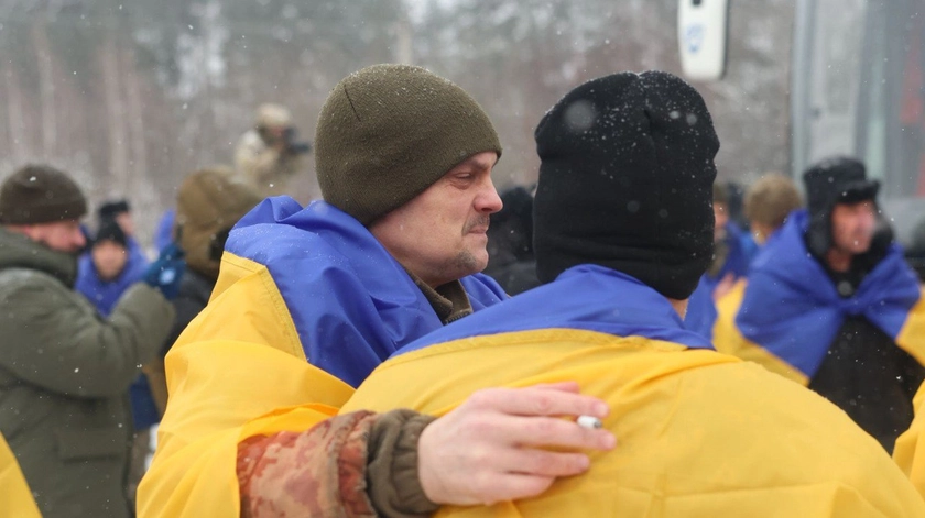 Україна повернула з російського полону 157 захисників та цивільних