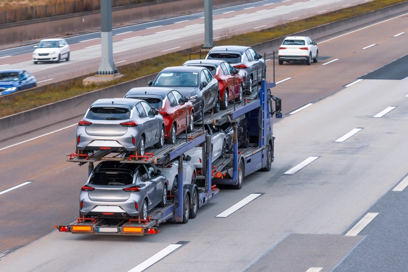 В Україну ввезли майже 450 тисяч авто за рік