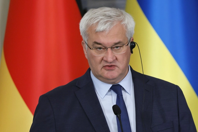Сибіга висловив співчуття родинам загиблих після стрілянини в Канаді