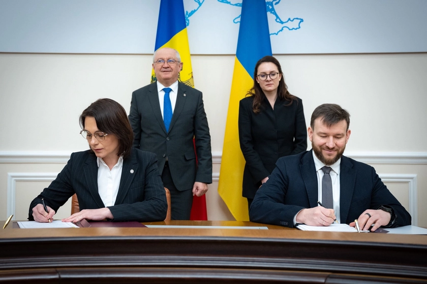 Україна та Молдова підписали стратегічну угоду про повернення дітей додому