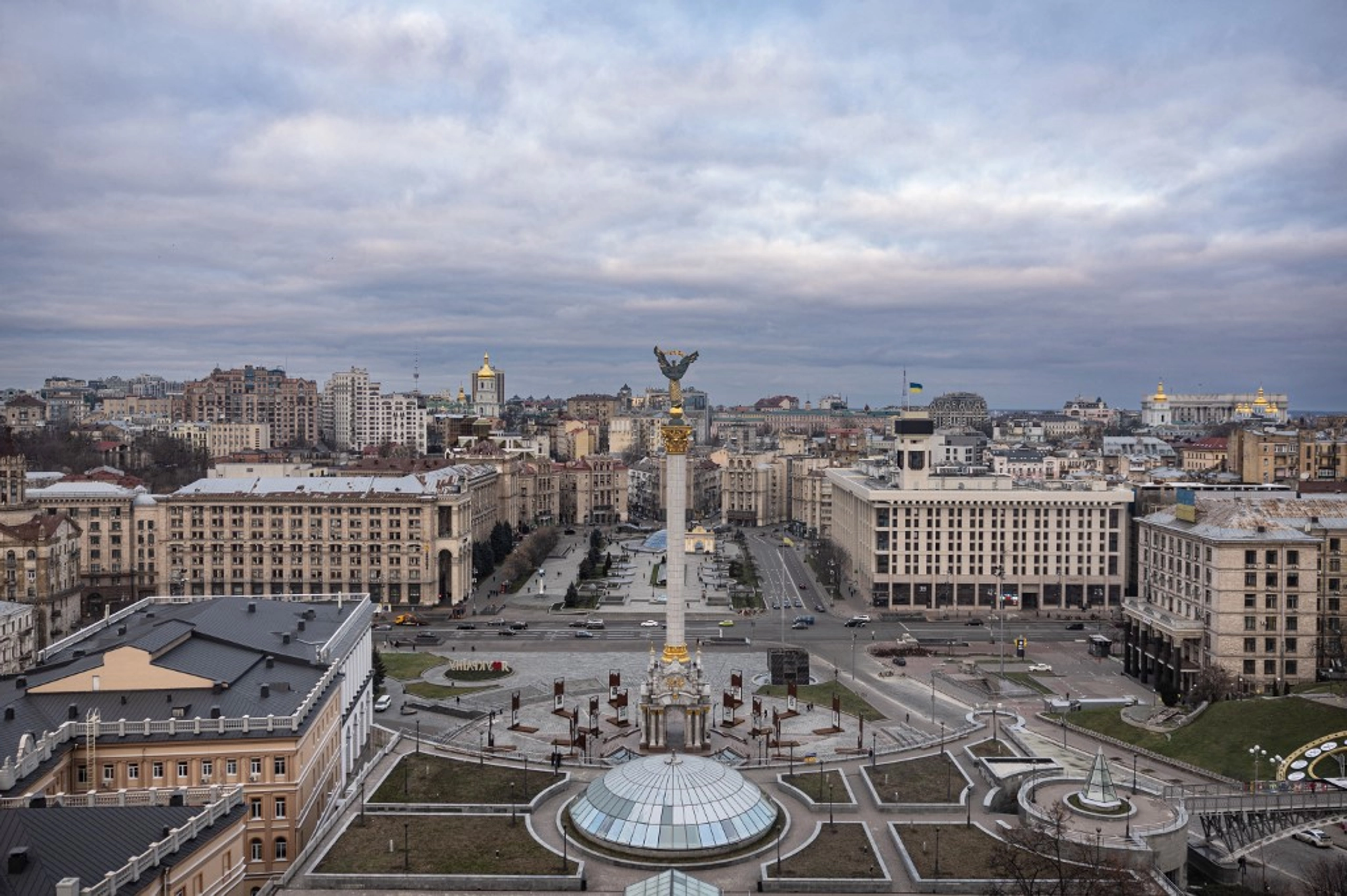 Business Sentiment in Ukraine Turns Cautious Amid Energy Strikes, Labor Shortages