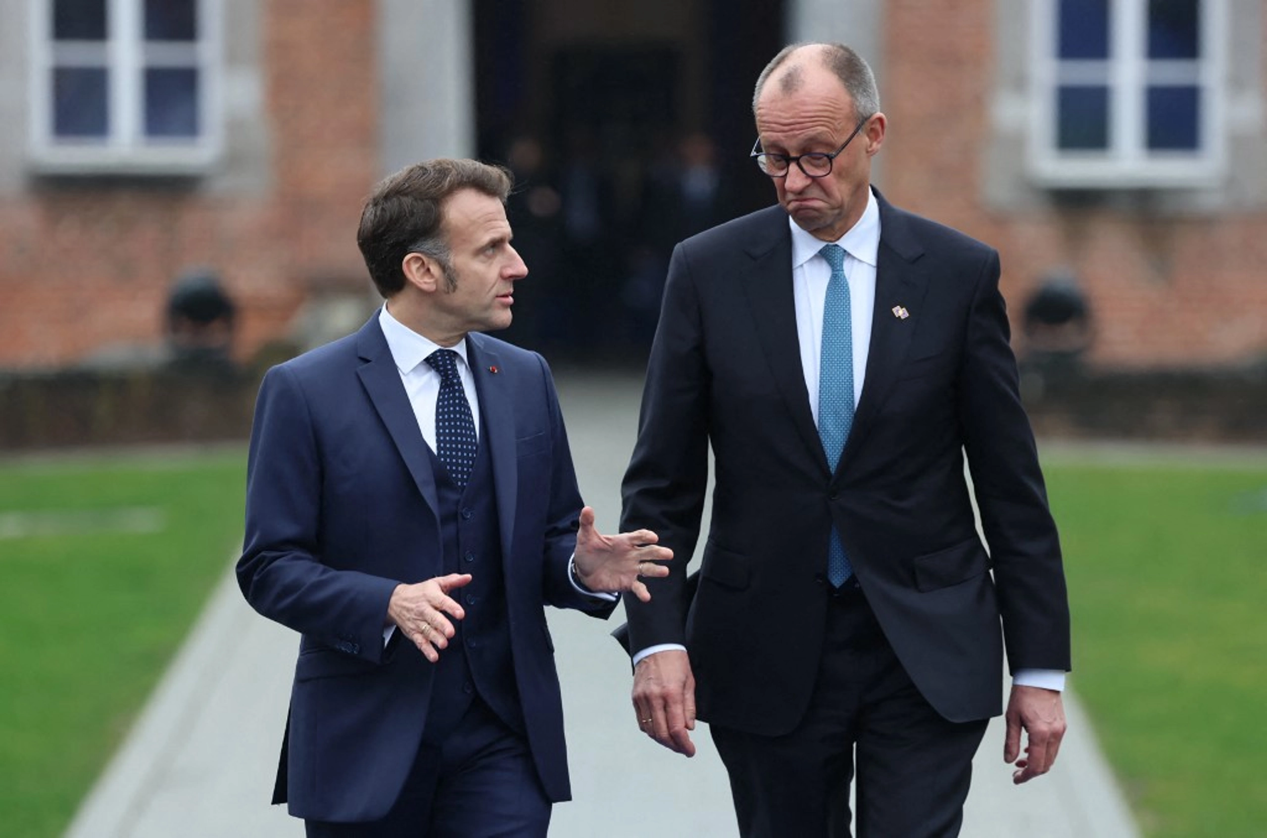 Merz Pours Cold water on Macron’s Push for Putin Talks