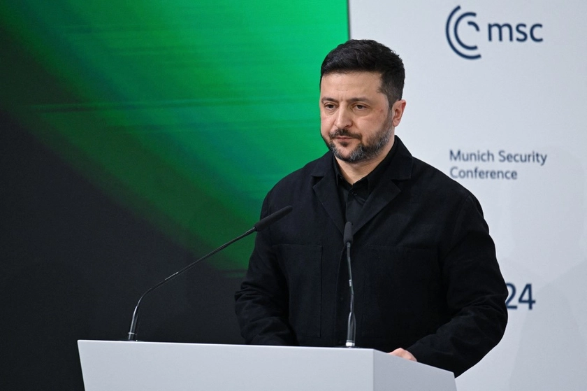 Зеленський анонсував нові пакети військової допомоги для України