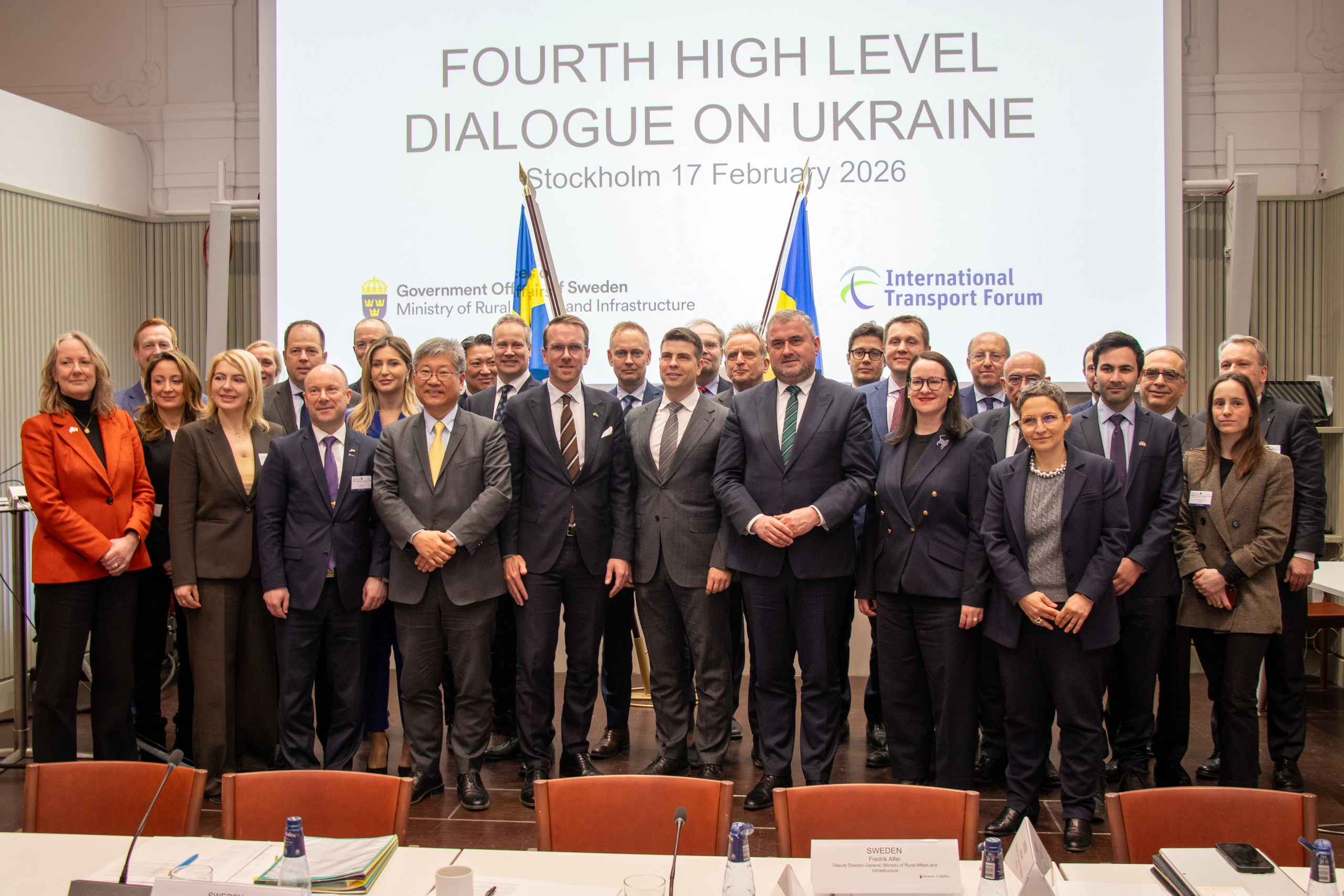 У Стокгольмі створили Фонд підтримки транспорту України