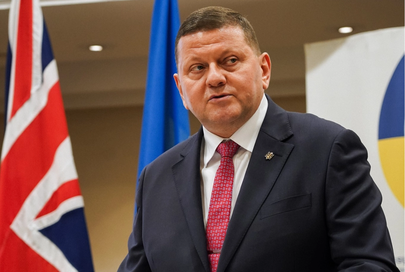 Zaluzhny Lifts Lid on Zelensky Rift, Failed Counteroffensive – and Surprise Manafort Contact