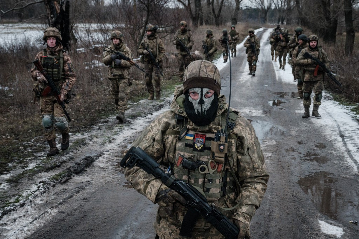 Ukraine's General Staff Reports 192 Clashes on Friday