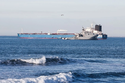Drones Strike 3 Russian ‘Shadow Fleet’ Tankers in Black Sea Near Turkey