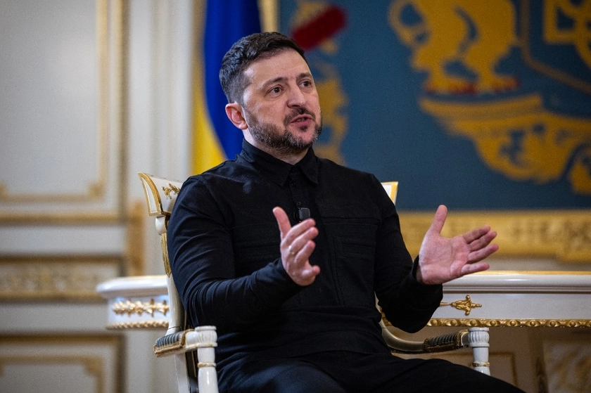 Zelensky Says Southern Gains Not Linked to Russian Starlink Shutdown