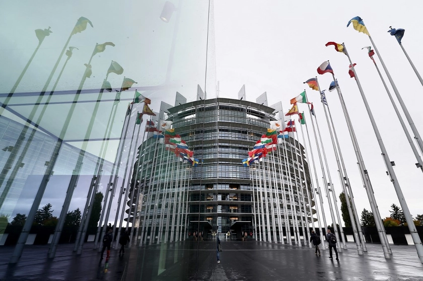 Єврокомісія відклала план відмови від російської нафти