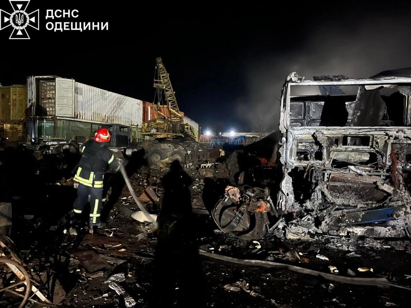 Russia’s Overnight Strikes Kill 3 in Zaporizhzhia, Odesa