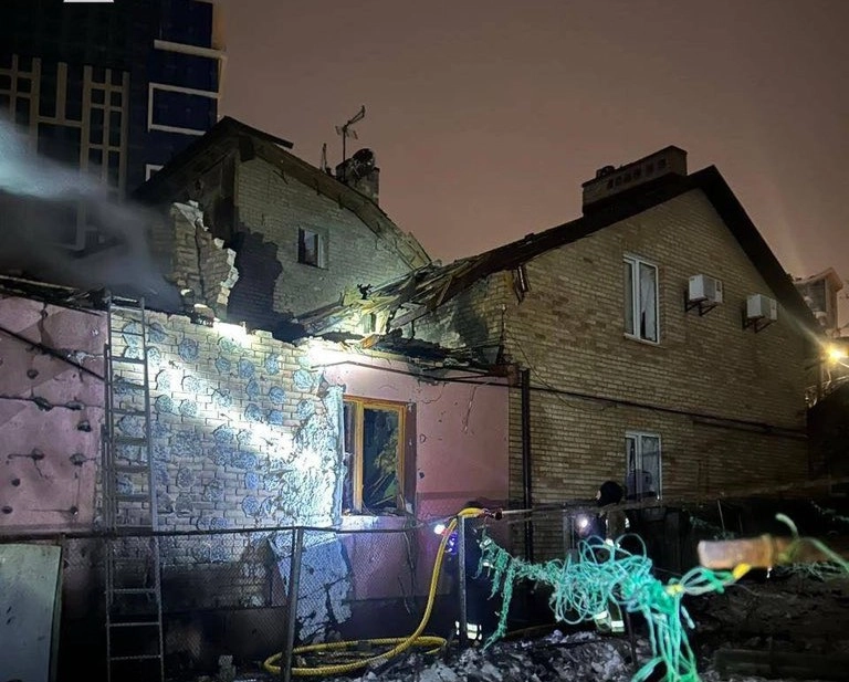 Сибіга закликав світ відповісти силою на масований нічний терор Росії проти України