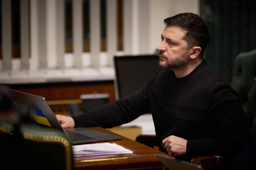 Зеленський відзначив 83 митців державними нагородами до Дня театру