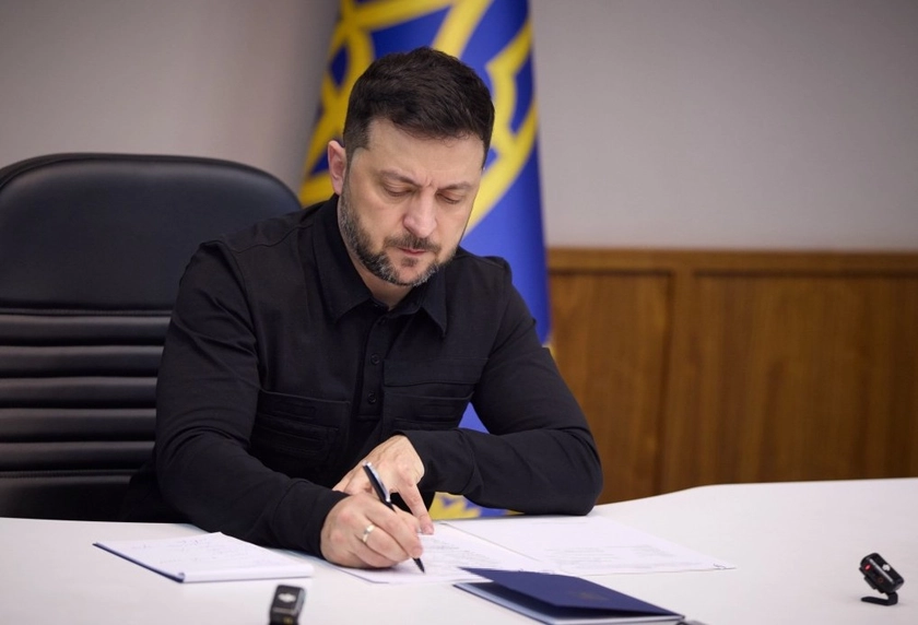 Zelensky Imposes Sanctions on Ten Russian Transport and Logistics Companies