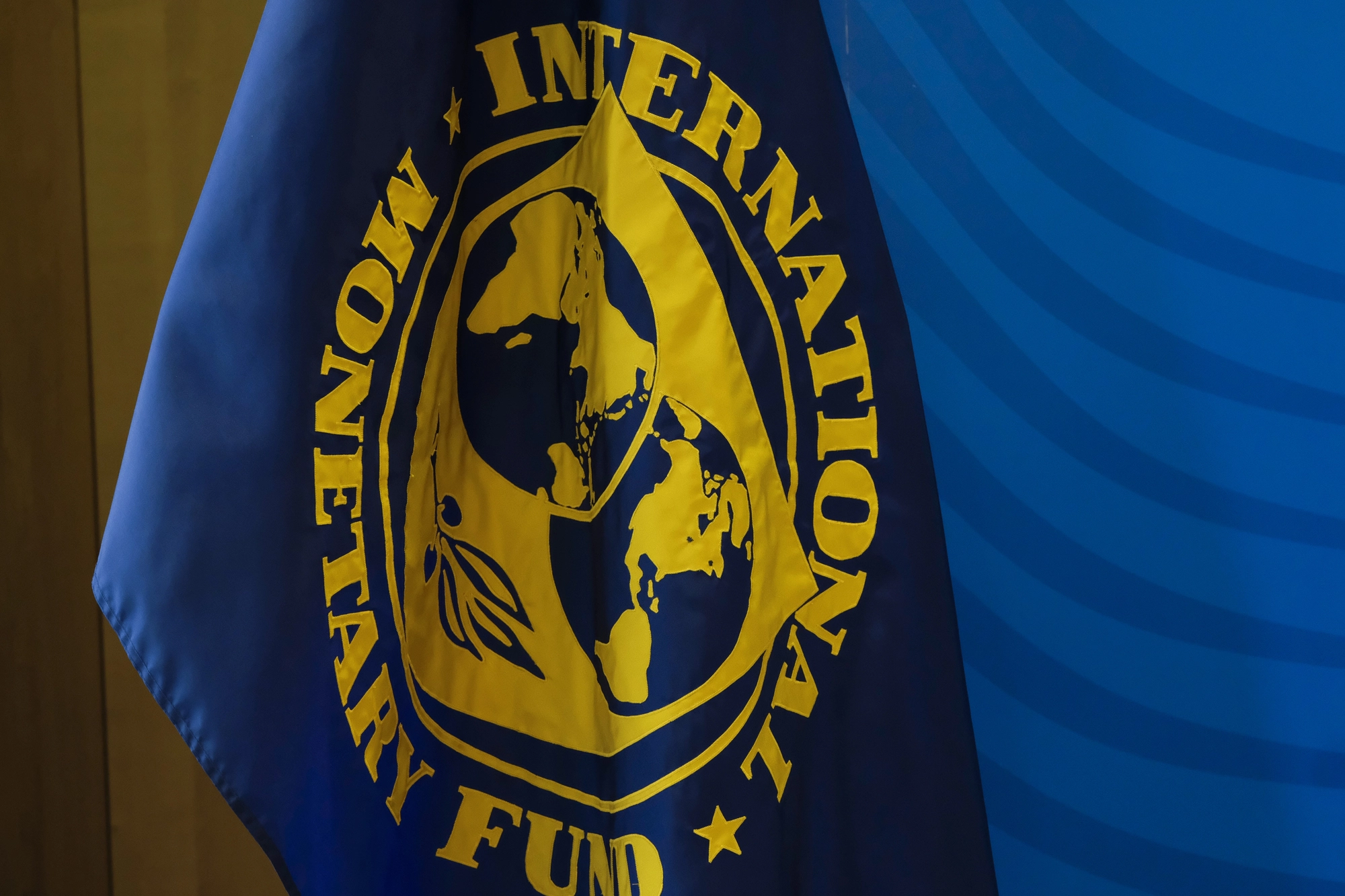 Україна отримала $1,5 млрд першого траншу від МВФ