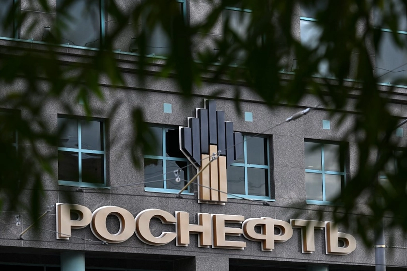 Russian Oil Giant Rosneft Announces 73% Drop in 2025 Net Income