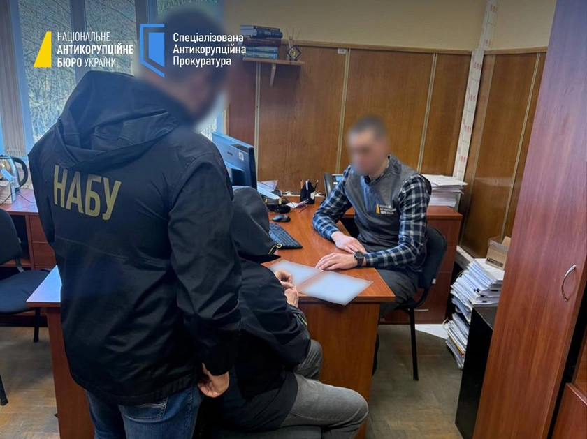 НАБУ та САП викрили посадовців, які заволоділи коштами на будівництво водогону на Донеччині