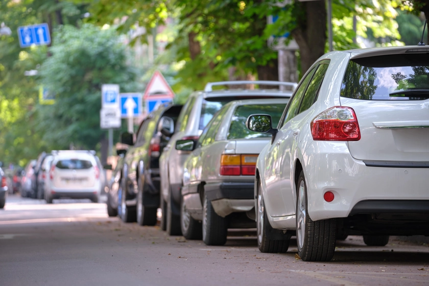 Окупанти проводять тотальні перевірки автомобілів у Маріуполі
