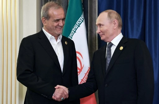 Former US Ambassador Warns Russia-Iran Intelligence Ties Could Raise Risks for US Forces