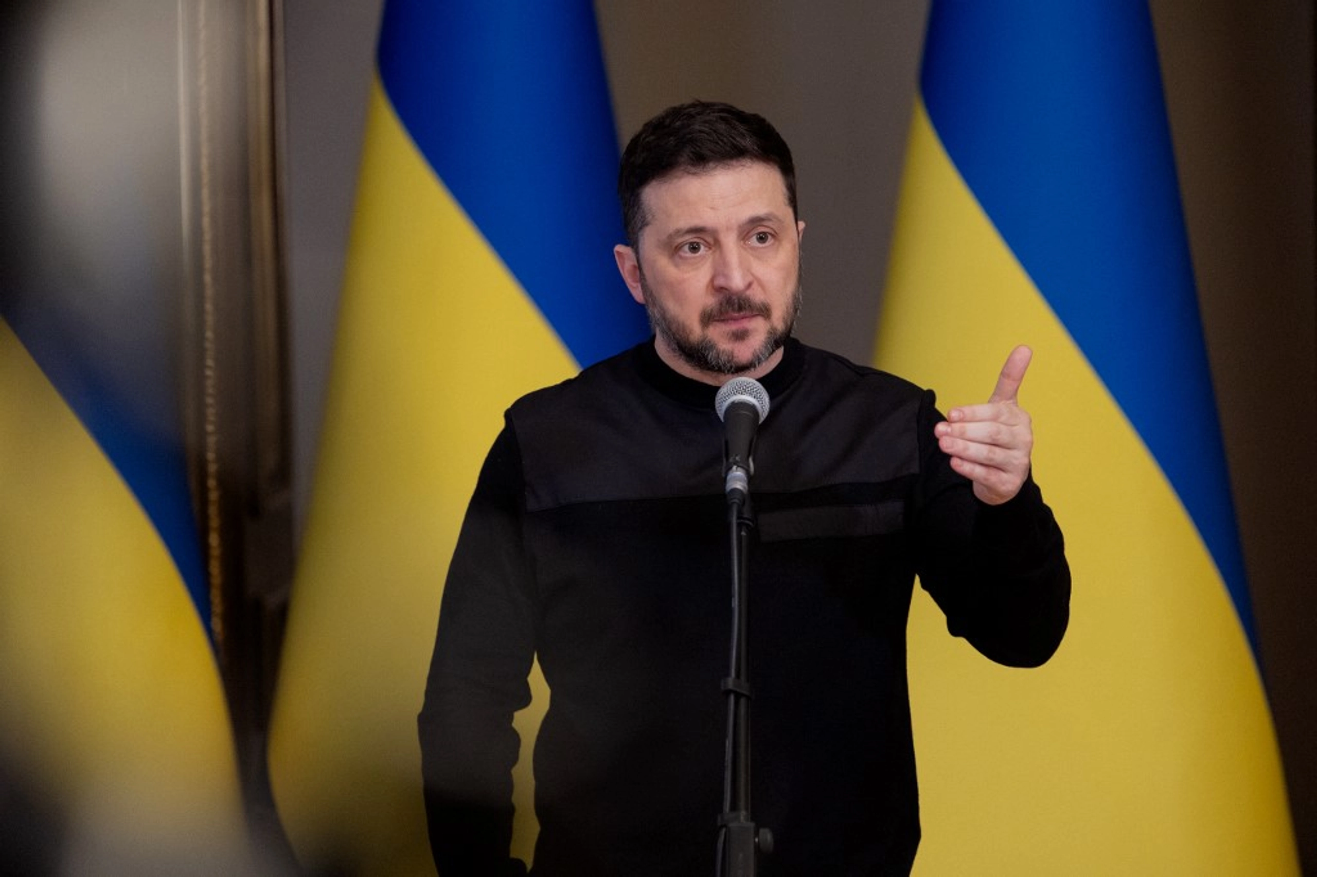 Florida Talks Wrap Up Without Moscow, Zelensky Signals POW Progress