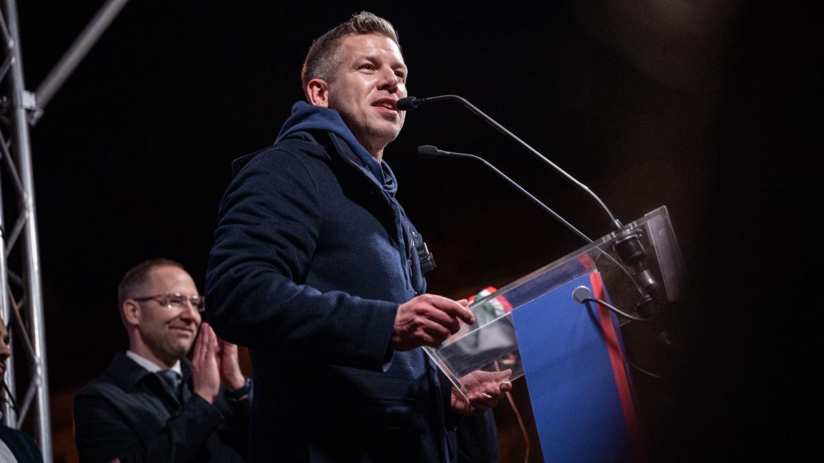 Thousands Rally Against Hungarian PM Orban as Pre-Election Battle Intensifies