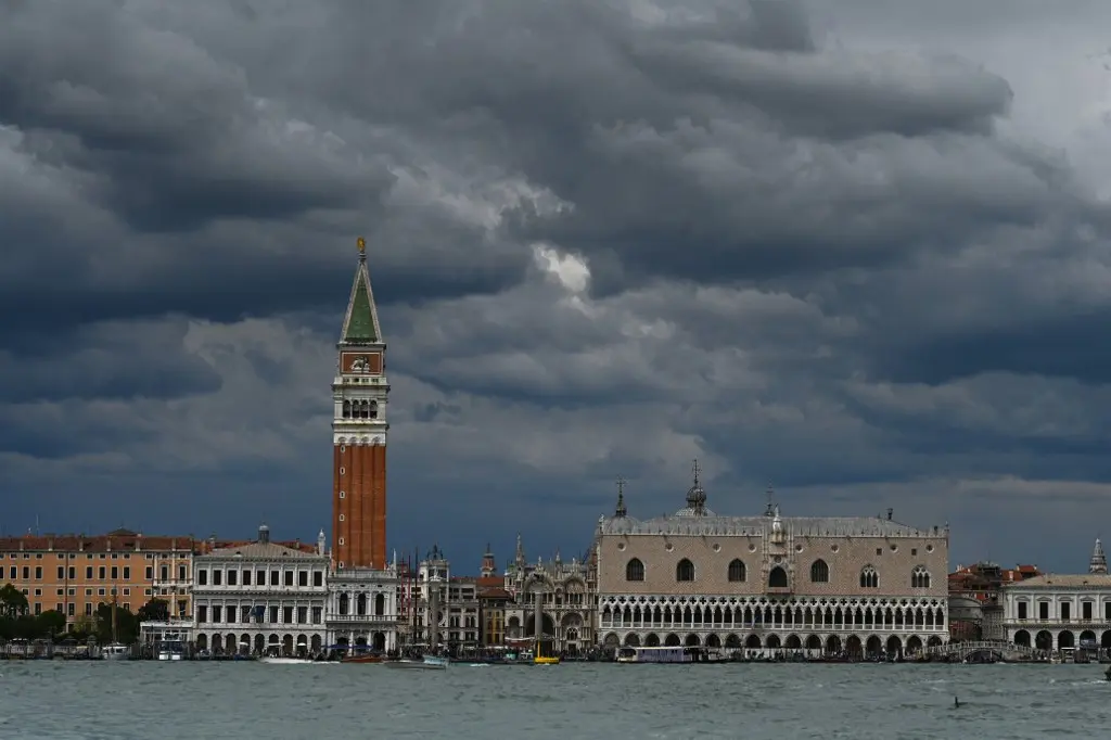 EU Threatens to Pull Venice Biennale Funding Over Russia’s Return to Art Festival