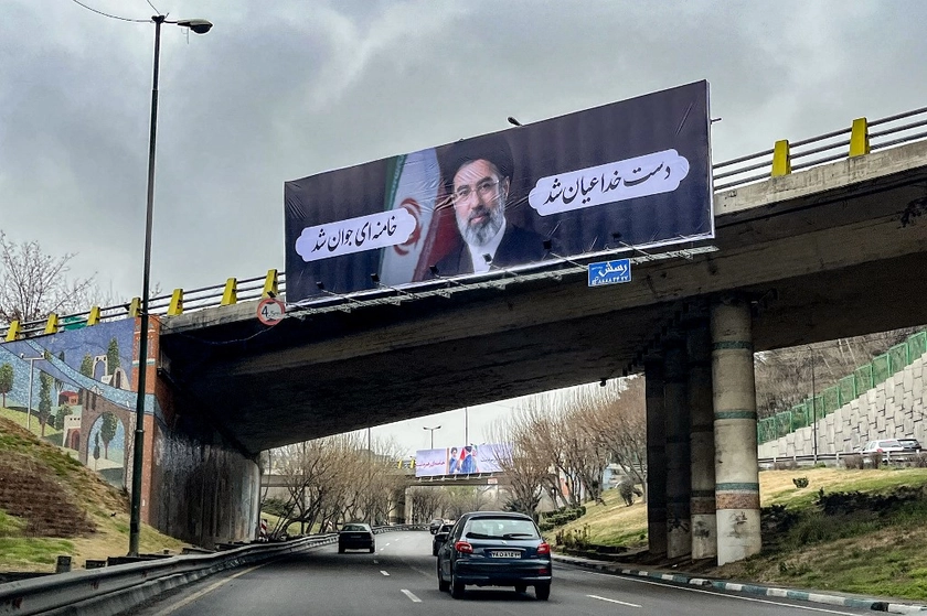 Trump Ready to Back Strike on Iran’s New Supreme Leader if He Rejects US Demands