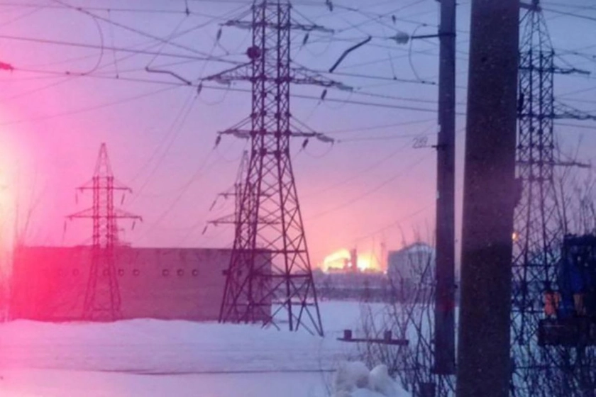 Mass Ukrainian Drone Raid Hits Chemical Plant in Tolyatti, Mariupol Ammo Depot