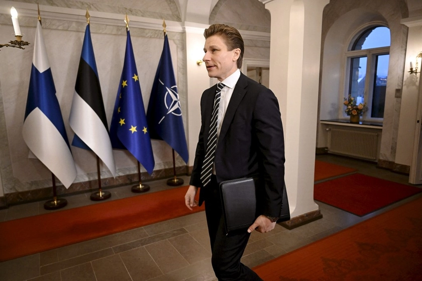 Russia Threatens Baltic States Over Drone Flights
