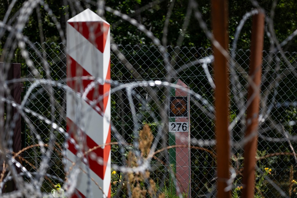 Russia orders temporary closure of seven railway border checkpoints