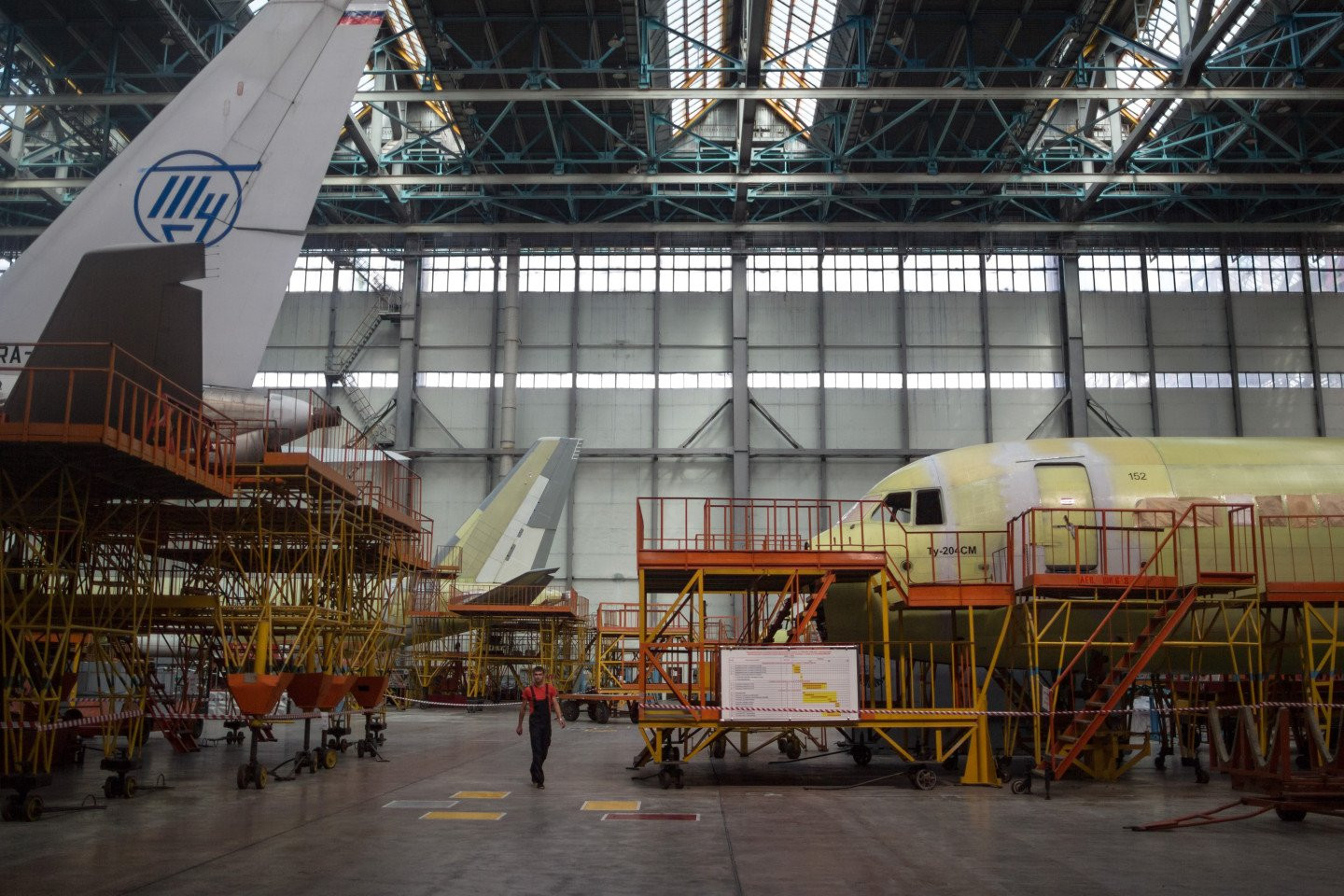 Ukraine Says It Hit 2 Russian Aircraft Plants in Ulyanovsk, Novgorod Regions