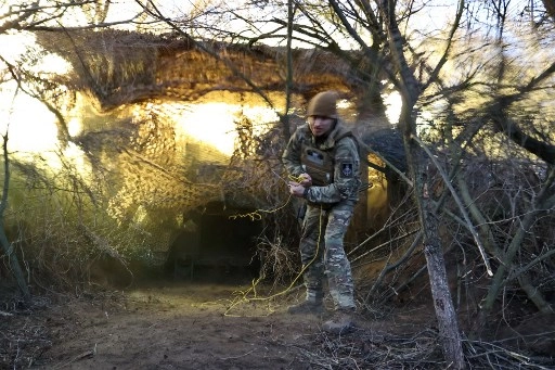 Ukraine Hits Russian Ammo Depots, Air Defenses