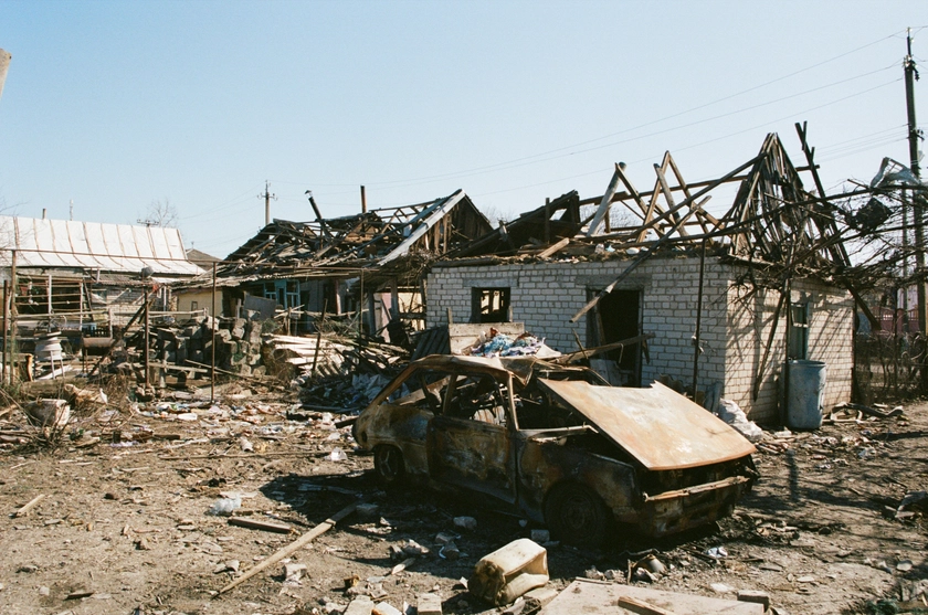 Russian Strikes Hit Zaporizhzhia Region 700 Times In 24 Hours, Killing Two