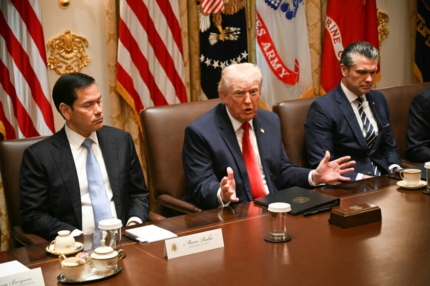 Трамп підтвердив можливість перенаправлення призначеної для Європи зброї на Близький Схід