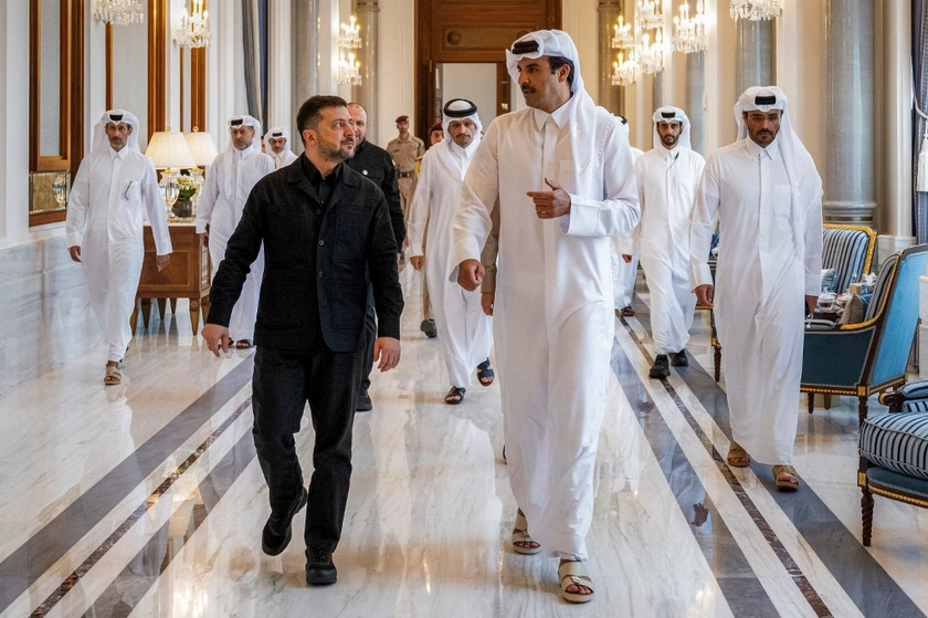 Zelensky Heads to Saudi Arabia to Further Security Talks