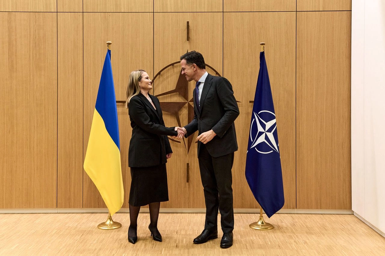 Україна «заслуговує на те, щоб бути мечем НАТО»