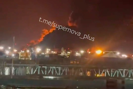 Дрони знову налетіли на порт Усть-Луга у Ленінградській області