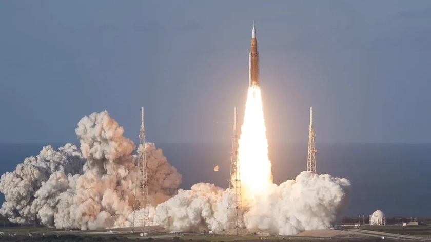 NASA вперше за понад 50 років відправило людей до Місяця