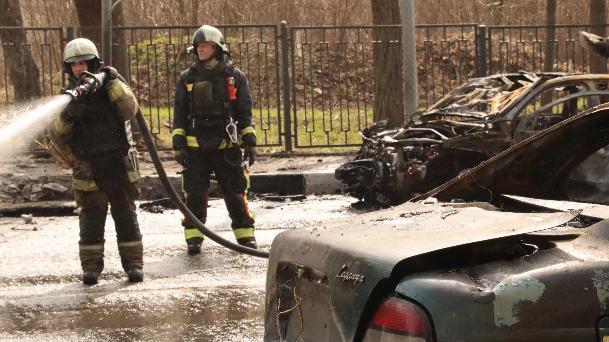 [IN PHOTOS] Hospital, Park Damaged in Kharkiv After Russia’s Morning Drone Strikes